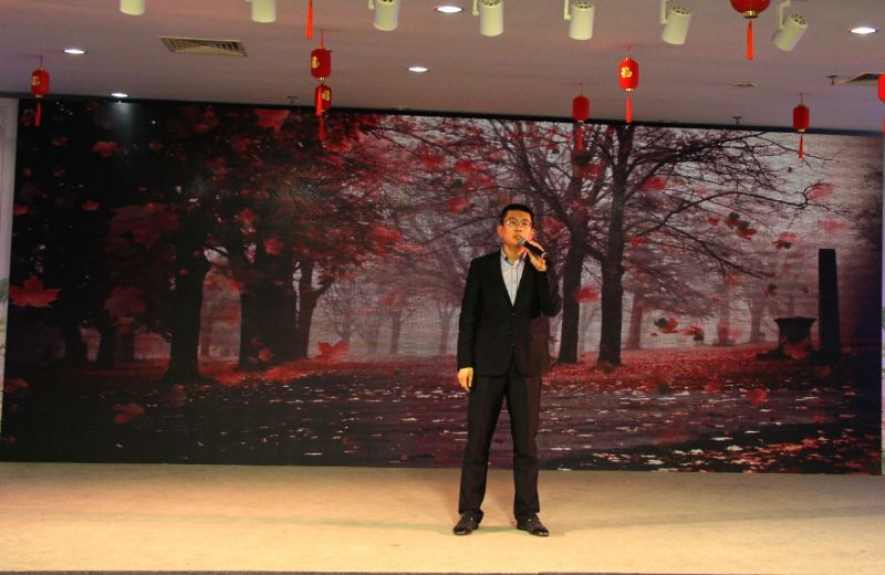 不忘初心 衷愫韶華——龍港集團(tuán)迎新春文化盛宴震撼來(lái)襲！